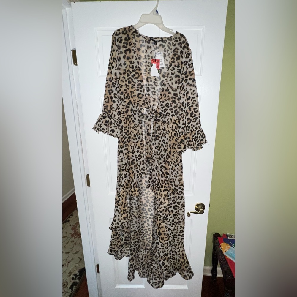 ✨SOLD ✨Leopard Beach Coverup NWT